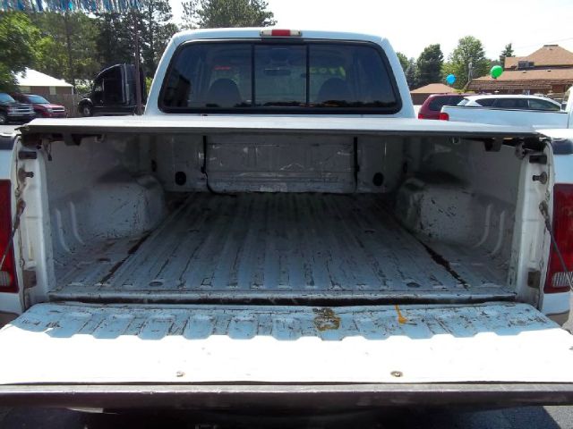 2001 Ford F250 EX W/ Navigation