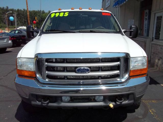2001 Ford F250 EX W/ Navigation
