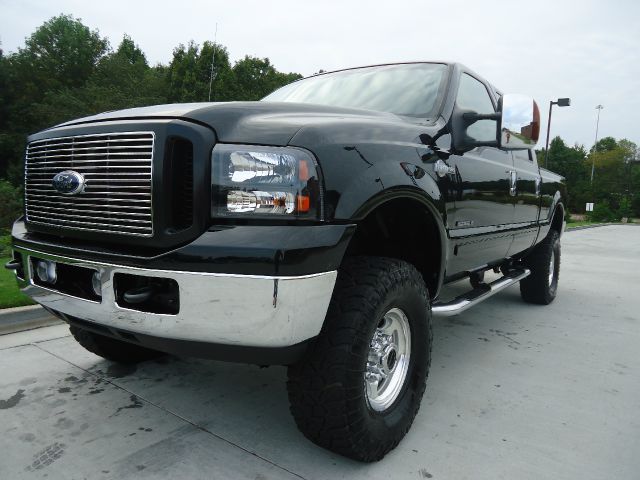 2001 Ford F250 EX W/ Navigation
