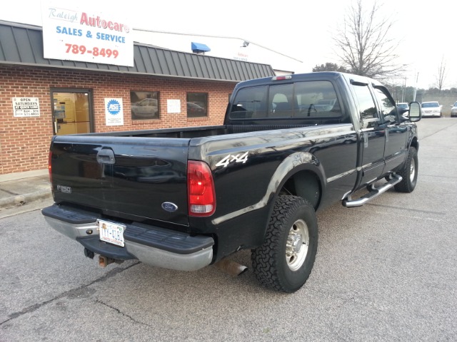 2002 Ford F250 FWD 4dr SE