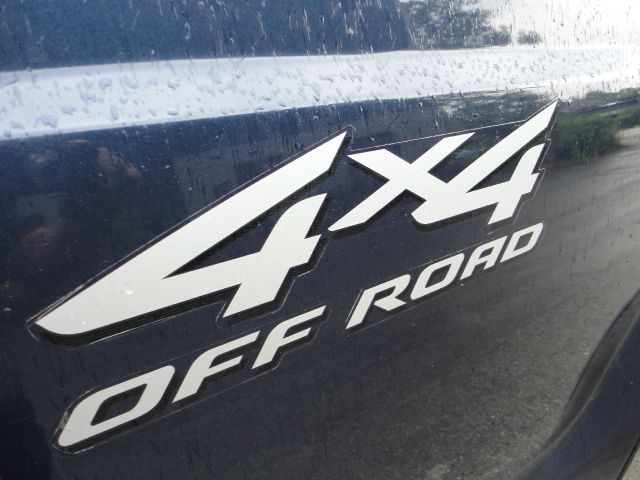 2002 Ford F250 XL 2WD Reg Cab