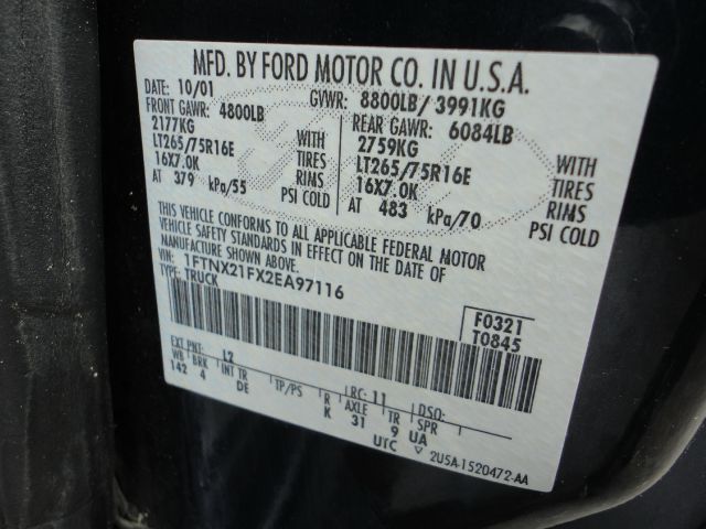 2002 Ford F250 XL 2WD Reg Cab