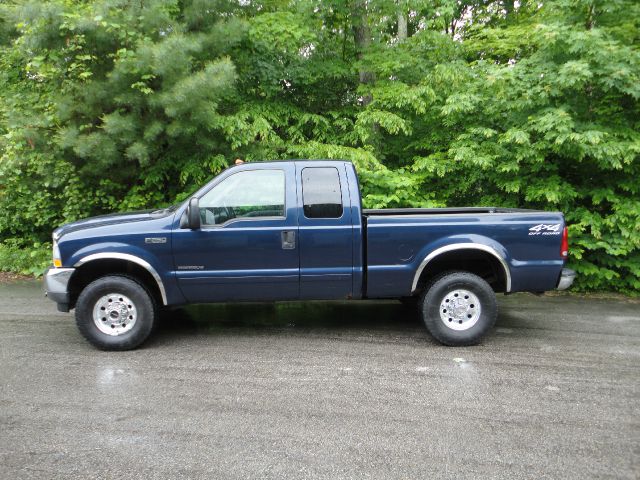 2002 Ford F250 XL 2WD Reg Cab