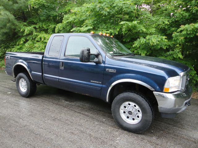 2002 Ford F250 XL 2WD Reg Cab