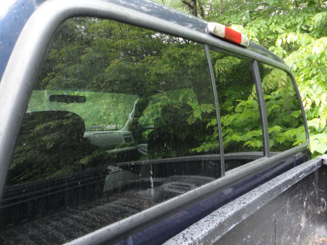 2002 Ford F250 XL 2WD Reg Cab