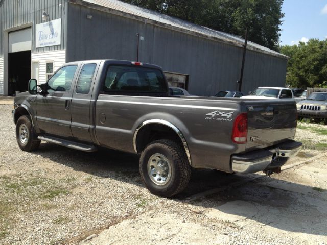 2002 Ford F250 SE Well Kept Alloy Wheels