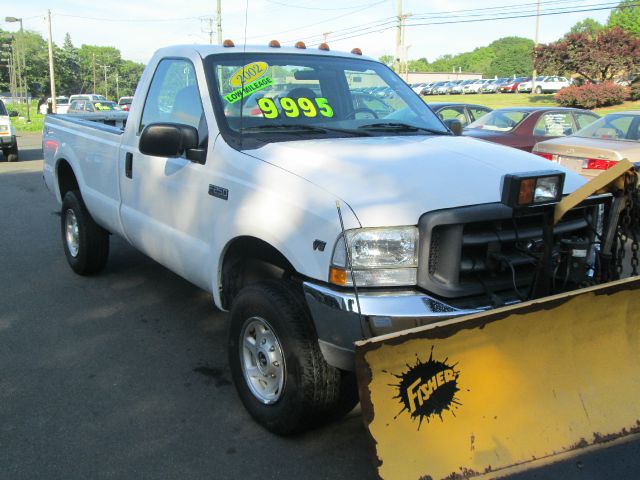 2002 Ford F250 Crew Cab Short Box 2-wheel Drive SLE