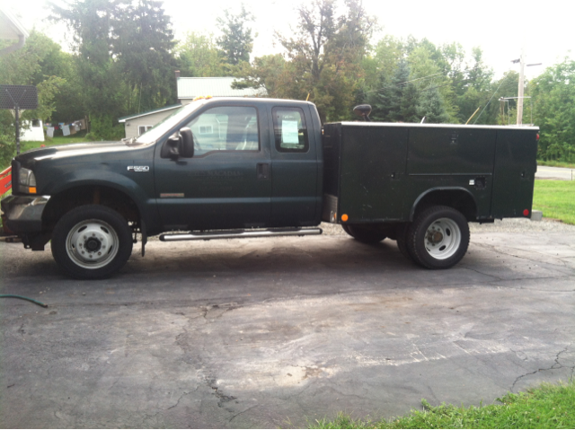 2004 Ford F-550 LT 4x4 Regular Cab Short Box