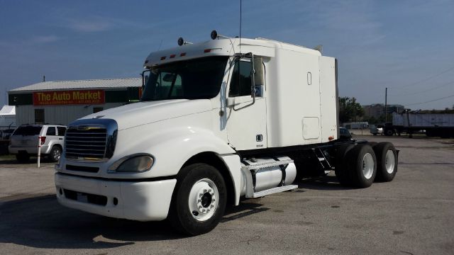 2002 Freightliner Columbia Unknown