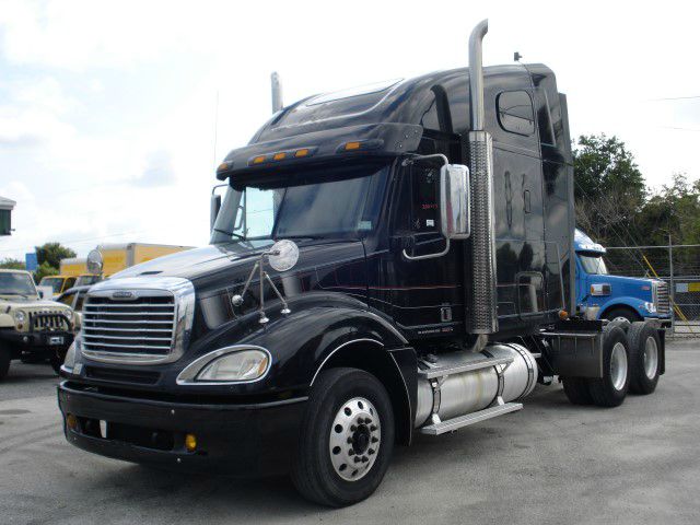 2007 Freightliner Columbia Unknown