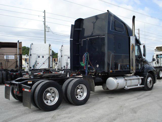2007 Freightliner Columbia Unknown