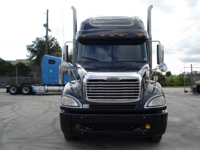 2007 Freightliner Columbia Unknown