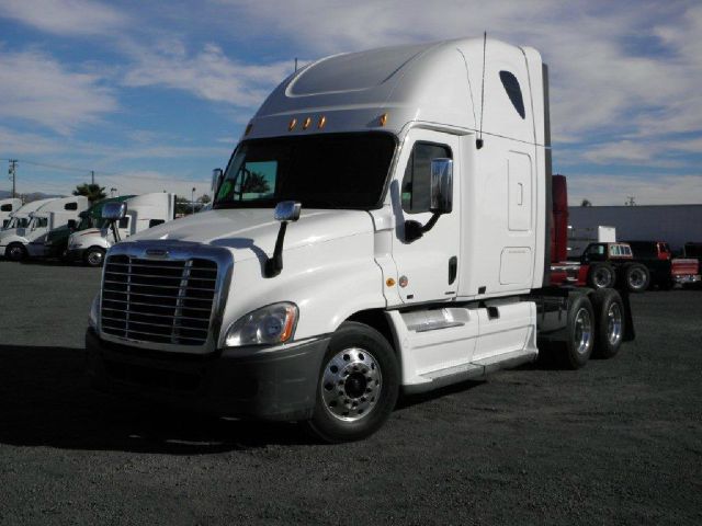 2011 Freightliner Cascadia Unknown