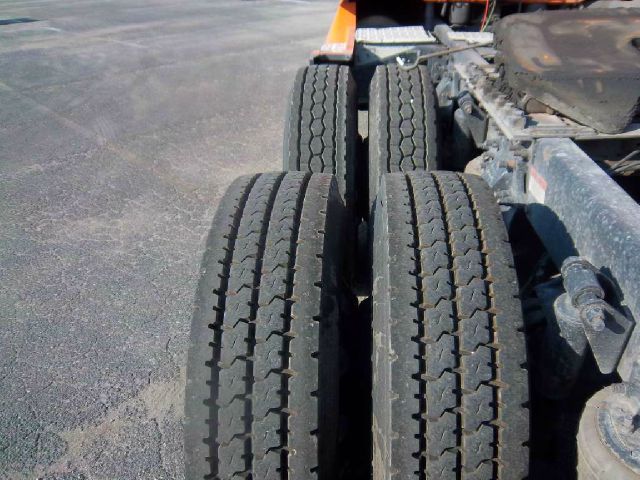 2006 Freightliner Century ES Leather Sunroof Power Doors