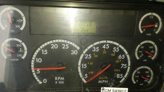 2003 Freightliner Columbian CL120 CXL Van