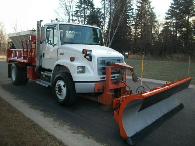 2003 Freightliner FL-60 Unknown