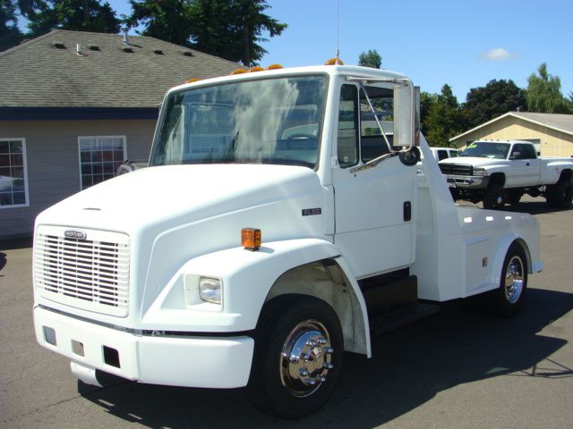 1998 Freightliner FL50 186398