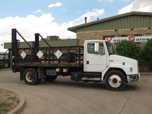 2001 Freightliner FL60 Unknown