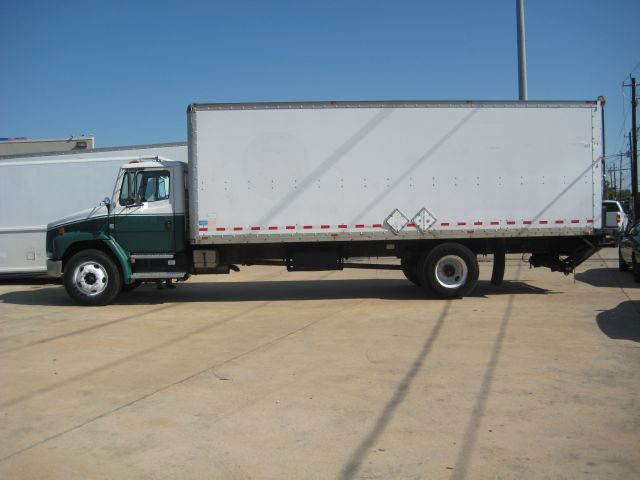 2001 Freightliner FL70 Unknown