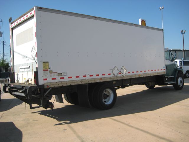 2001 Freightliner FL70 Unknown