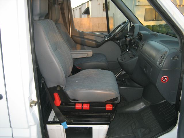 2002 Freightliner M2 106 5.6S