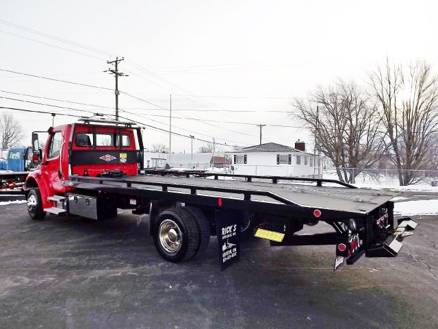 2014 Freightliner M2 Day Cab Premium Packg