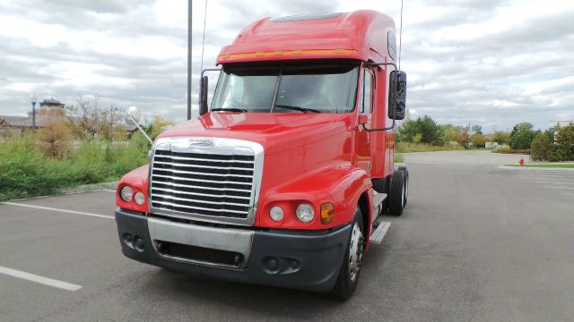 2007 Freightliner ST 120 1500 4WD Crew Cab LT 4x4 Truck