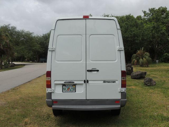 2004 Freightliner Sprinter 2500 Unknown