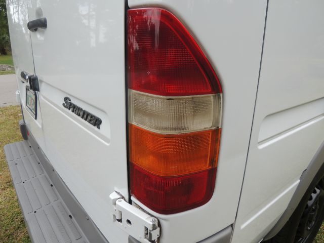 2004 Freightliner Sprinter 2500 Unknown