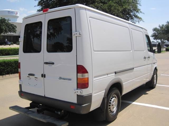 2006 Freightliner Sprinter 2500 FLAT BED Regular CAB