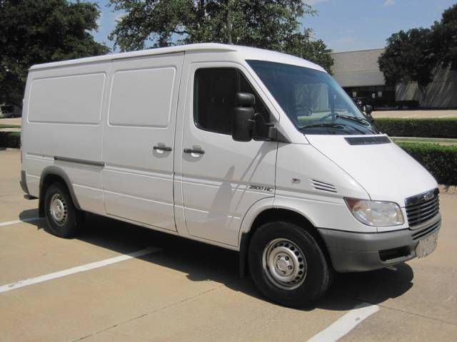 2006 Freightliner Sprinter 2500 FLAT BED Regular CAB