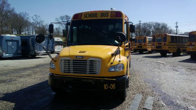 2008 Freightliner Thomas C-2 SX W/ 6 Month/6,0000 Warranty