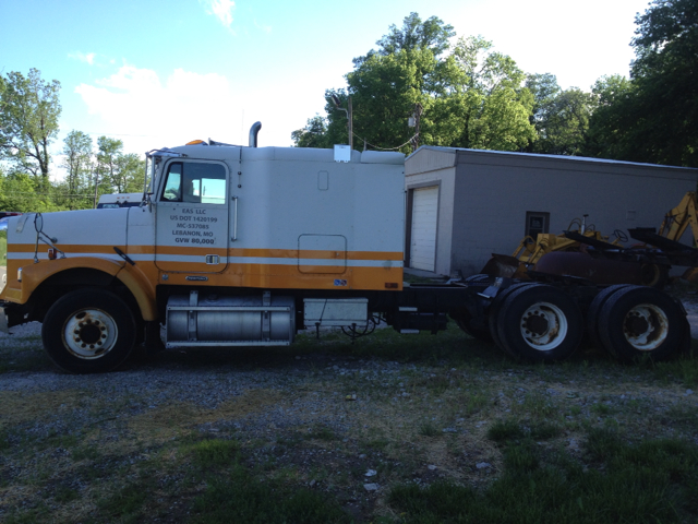 1998 Freightliner fl120 Unknown