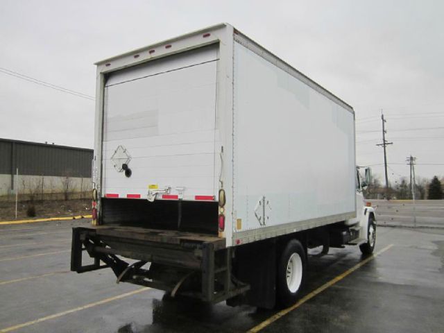 1997 Freightliner FL70 Unknown