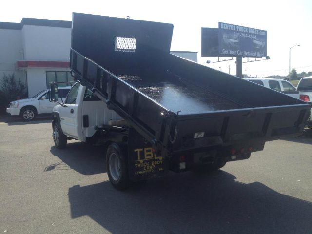 2007 GMC 3500 EX Sedan AUTO