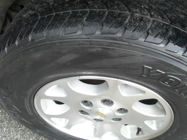 2002 GMC 3 ton (Mex Only) 45