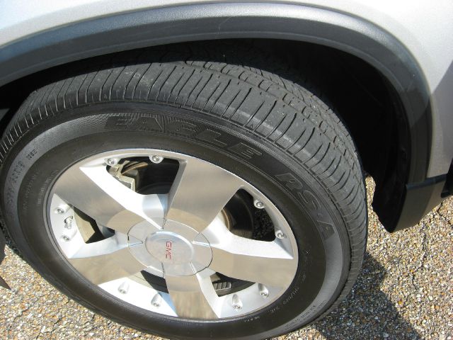 2008 GMC Acadia XLT Lariat 5th Wheel