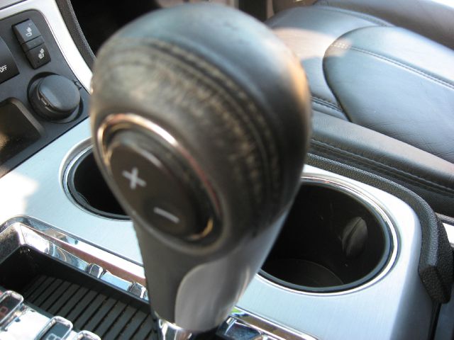 2008 GMC Acadia XLT Lariat 5th Wheel