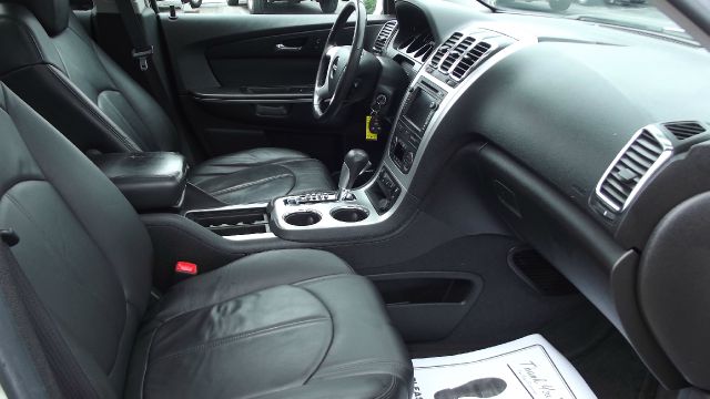 2008 GMC Acadia XLT Lariat 5th Wheel