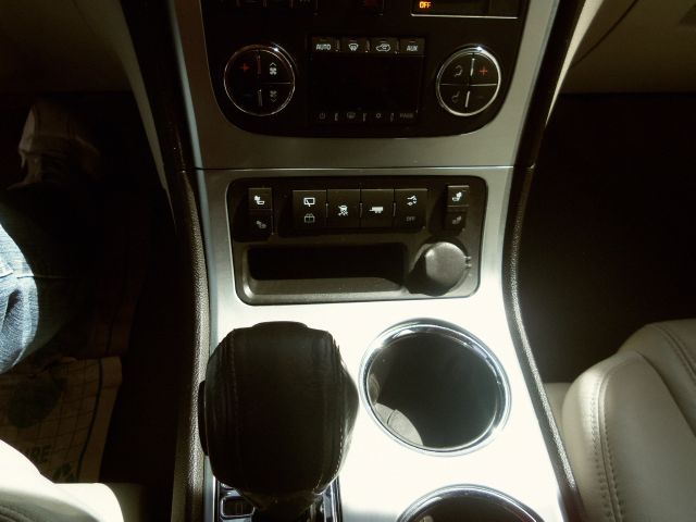 2008 GMC Acadia 3500 SLT Laramie