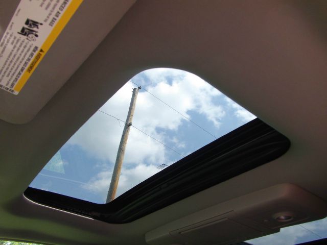 2008 GMC Acadia 2WD Crew Cab LT W/1lt