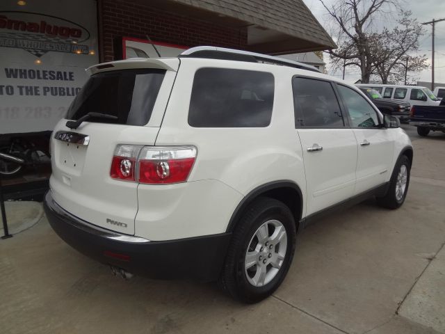 2008 GMC Acadia Sedan 2.0T Automatic Limited