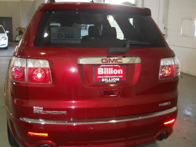2009 GMC Acadia CREW CAB SLT