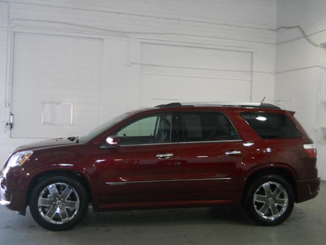2009 GMC Acadia CREW CAB SLT