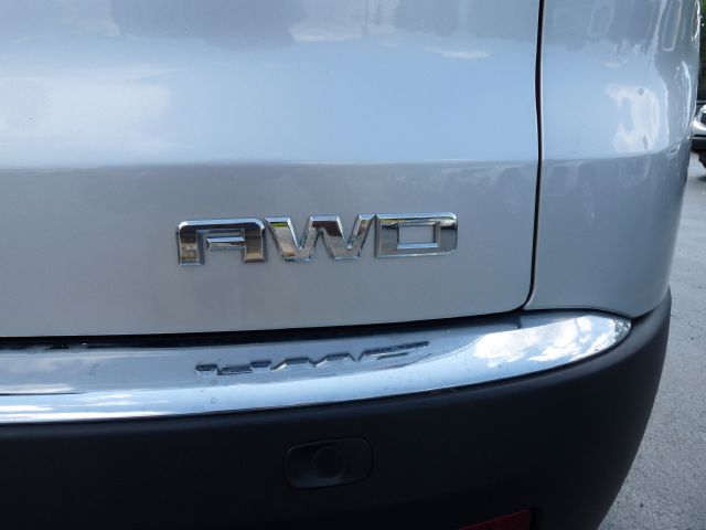 2011 GMC Acadia 2.4L I-4 LX