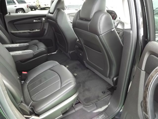 2011 GMC Acadia DSG 2 DOOR