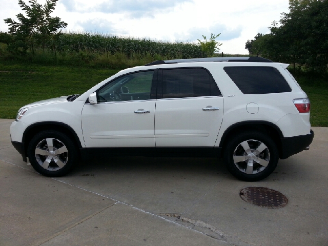 2012 GMC Acadia XLT Lariat 5th Wheel