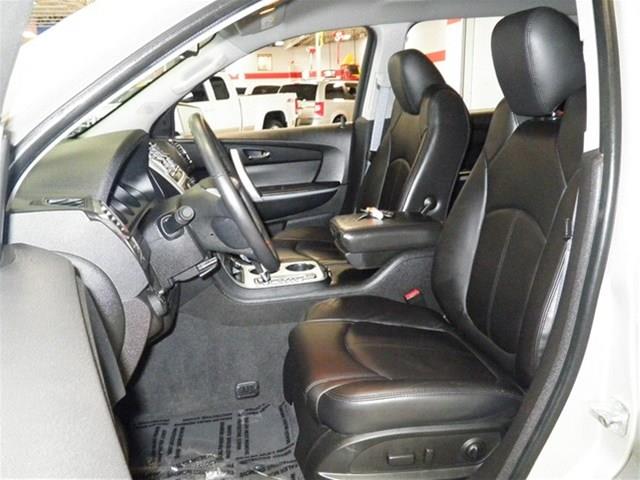 2012 GMC Acadia Crewcab XLT Offrd 4X4