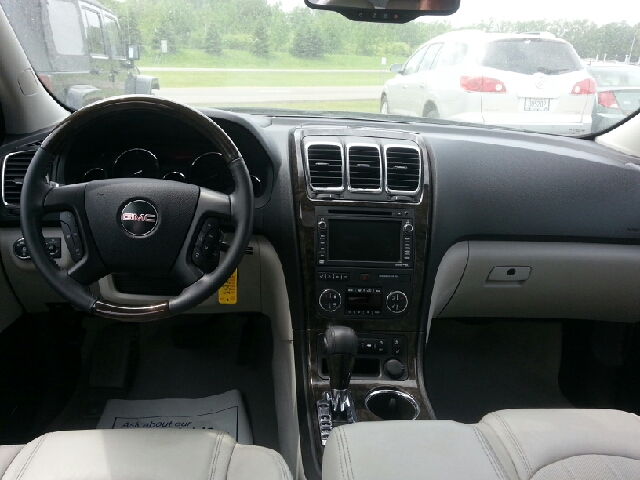 2012 GMC Acadia DSG 2 DOOR