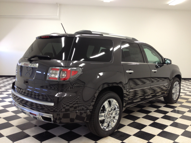 2013 GMC Acadia DSG 2 DOOR